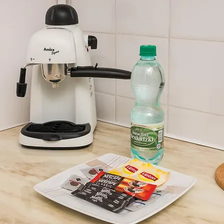 Zlota Standard By Bookinghost *