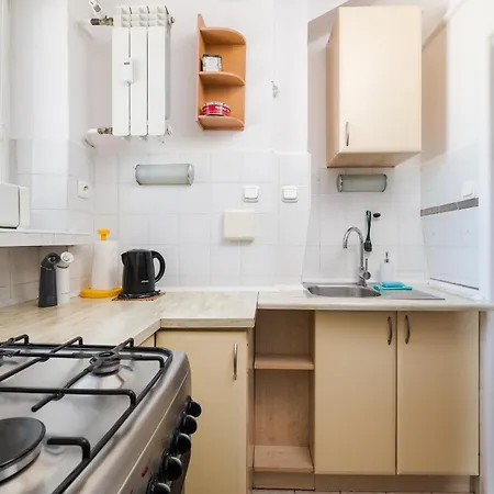 Zlota Standard By Bookinghost *