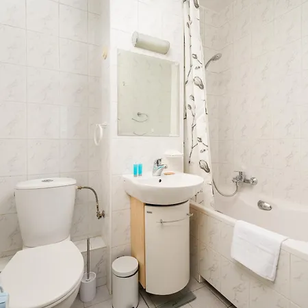 Zlota Standard By Bookinghost Warszawa